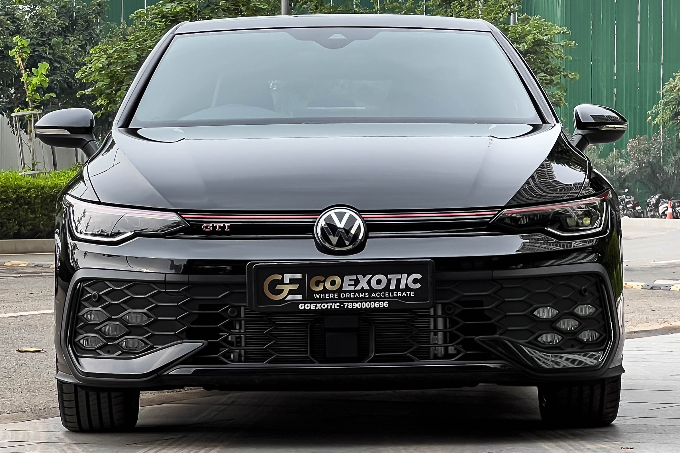2025 VOLKSWAGEN GOLF GTI pre-owned luxury car